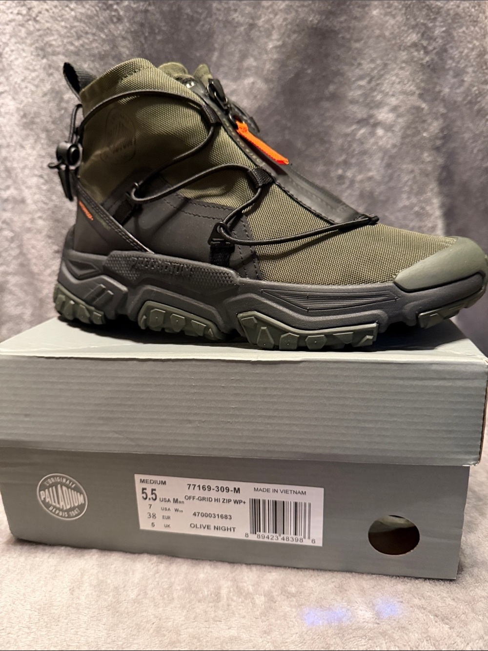 NEW IN BOX - PALLADIUM OFF-GRID OLIVE